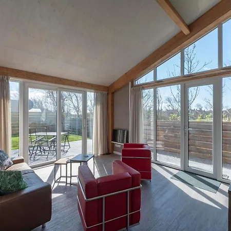 Garnekuul 7 In Quiet Park In Holiday home *